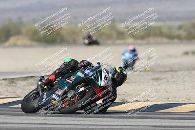 media/Dec-06-2025-CVMA (Sat) [[4a896cc04c]]/Race 4-Formula Middleweight/